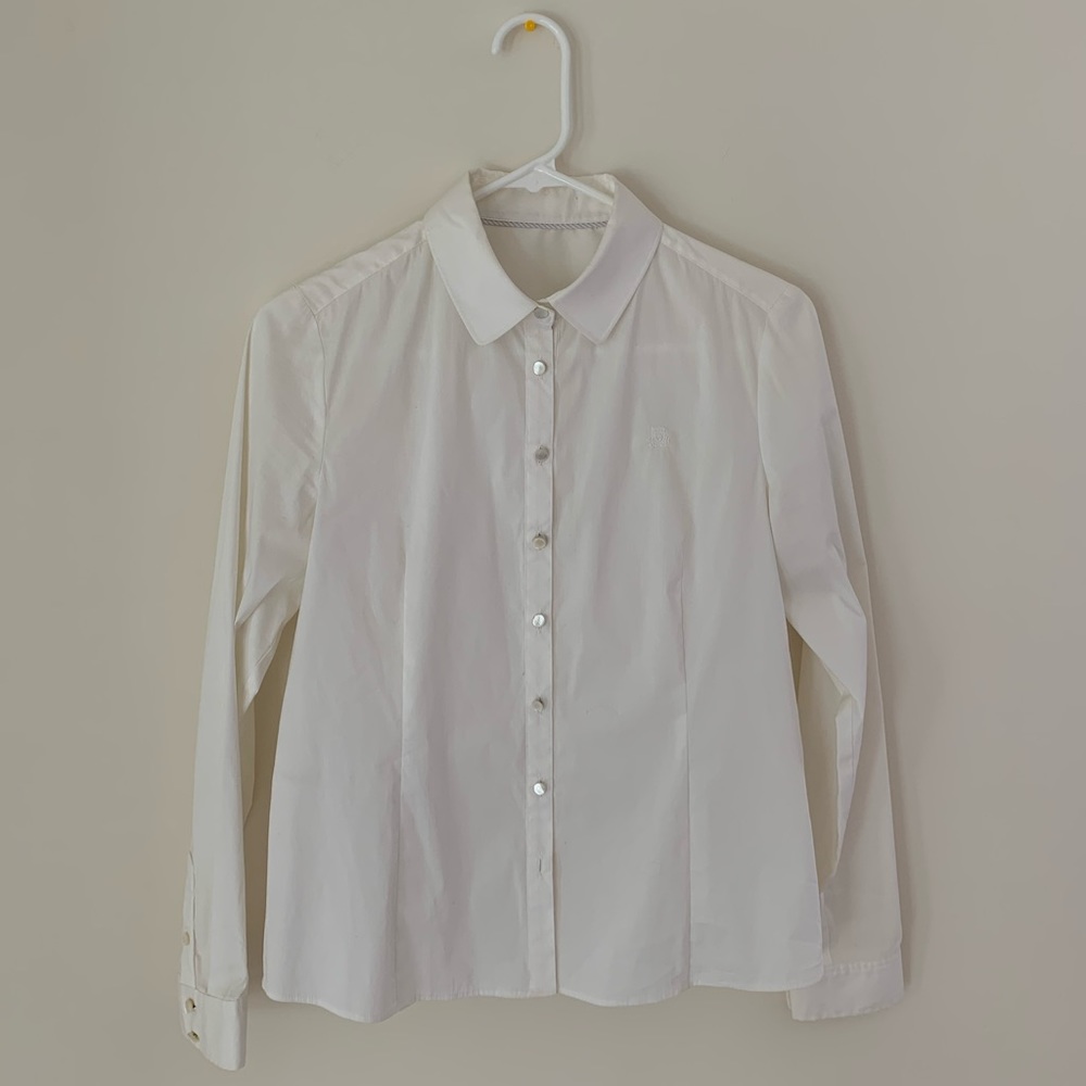 White button down shirt